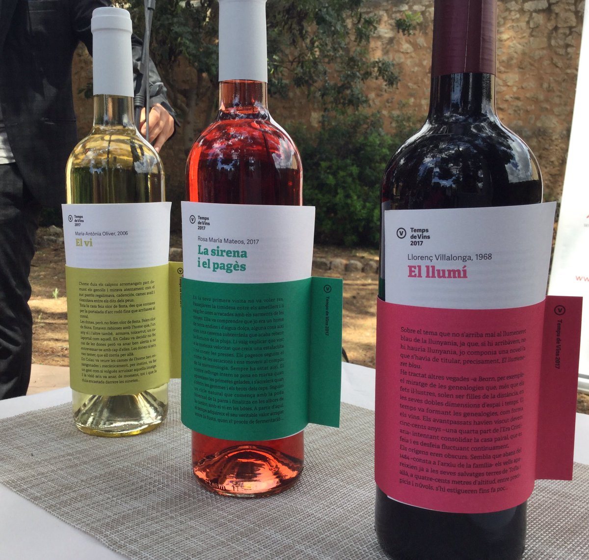 culturamallorca's tweet photo. Un luxe d'edició llibres-botella @BinissalemDO amb relats d Llorenç Villalonga, Maria Antònia Oliver i Rosa María Mateos amb @fundcasamuseu https://t.co/zSmEFGJBVD