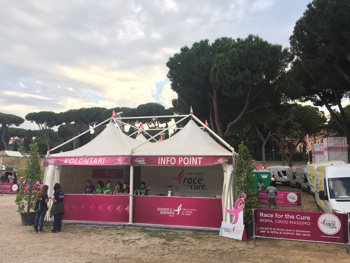 HandsOffWomen_'s tweet photo. #raceroma2017 #maratona #prevenzione #tumorialseno #donne @NoiPerleDonne @NoiXRoma @komenitalia https://t.co/9TSrUcgZ6x
