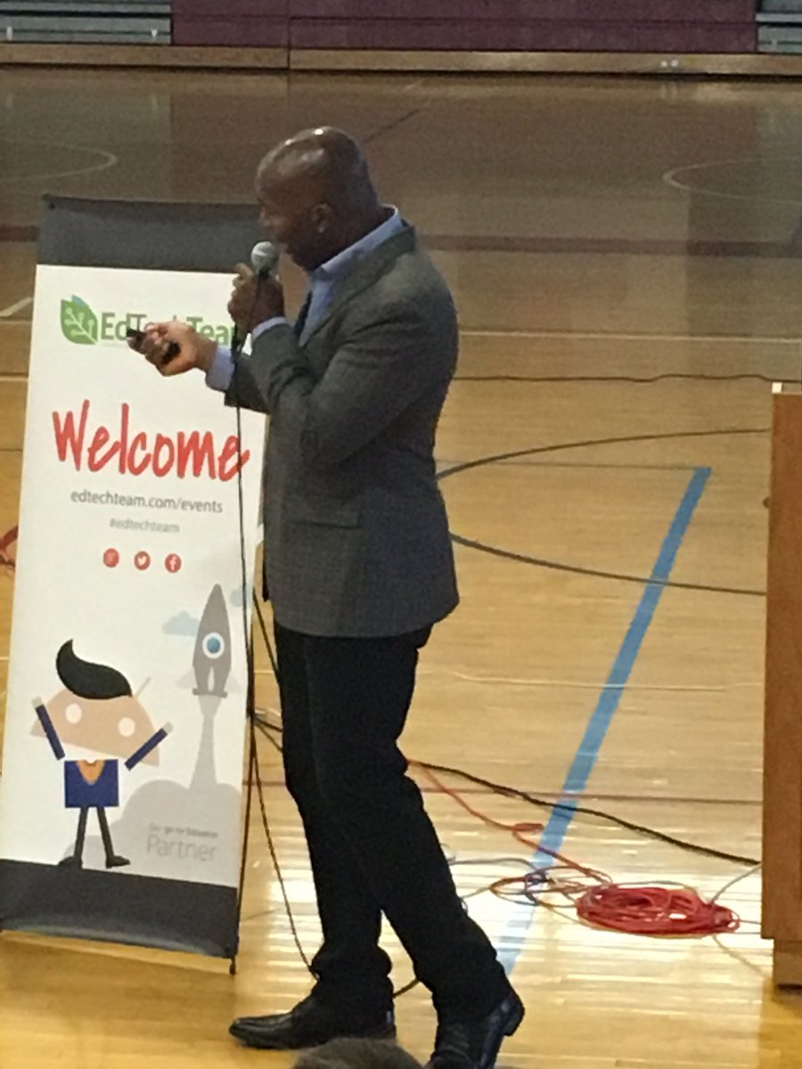 Tremendous keynote speaker! #edtechteam <a href="/k_shelton/">Ken Shelton</a> #guildlearns
