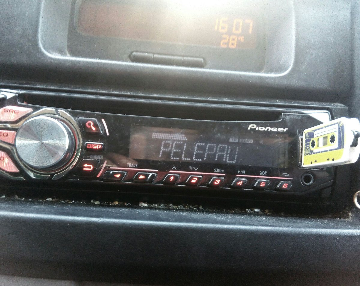 Festón onte na #BALKANADA !!! grazas a tod@s! Xa de camiño á terriña, escoitando <a href="/Pel_e_Pau/">Pelepau</a> lévanse mellor as 9h de viaxe :D <a href="/rootsound/">ROOTSOUND MUSIC</a>