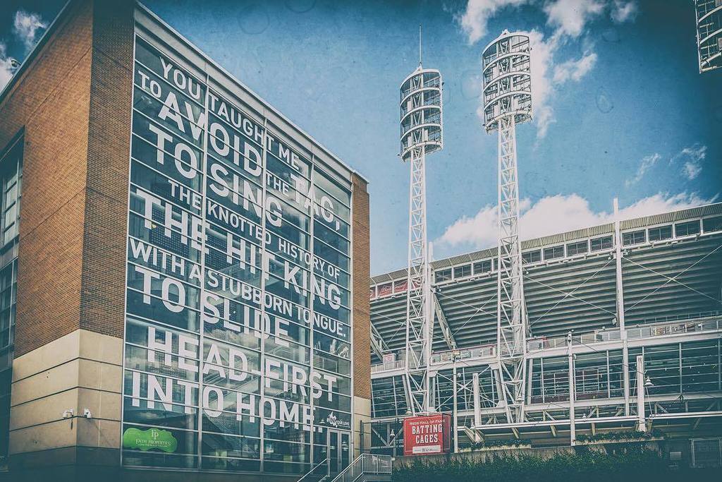 briansuman's tweet photo. Great American BallPark #goreds #cincinnatireds #redlegs #baseball #stadium #cincygram #downtowncincy #hamiltoncounty #cincyrefined #cincysโฆ https://t.co/EKdqJSYZyr