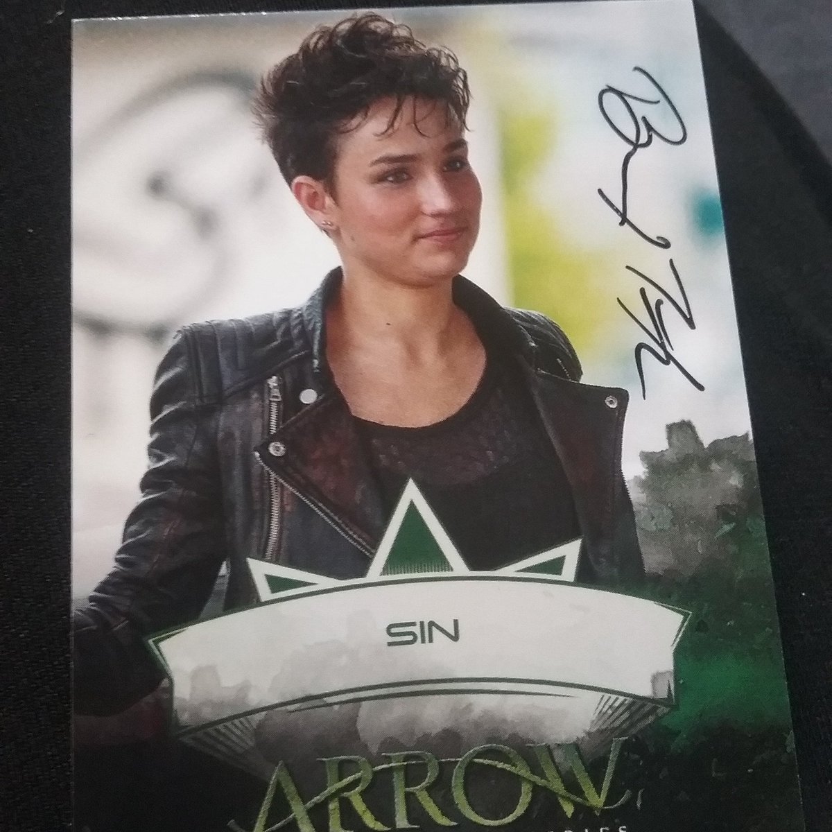 H0llyMar1e's tweet image. Lookie what I got!! Ty @IBexWeBex  and @BeBrave_Org ❤❤❤