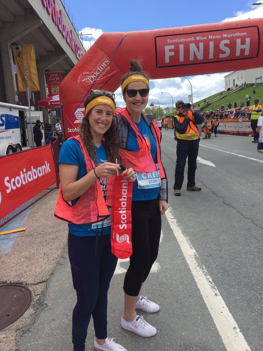 KidsRunClub_DNS's tweet photo. Scenes from the finish at the @BNMarathon @Doctors_NS youth run https://t.co/Jrv4LnpzV1