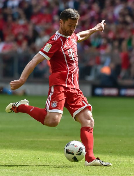 iMiaSanMia's tweet photo. Xabi Alonso  #GraciasXabi https://t.co/NPhow5KPWq