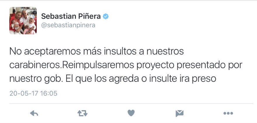 Domingarra's tweet photo. Oiga, @sebastianpinera, esas son leyes de desacato, prohibidas por el sistema interamericano de DDHH. 
¿Sabe dónde las ocupan? 🇻🇪 https://t.co/UuPLIcBjtR
