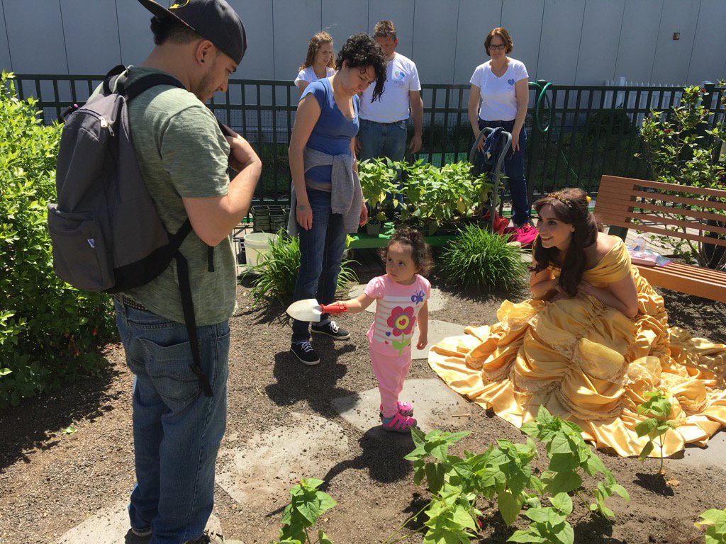 imaboxturtle's tweet photo. Who said princesses can't get dirty? #shellbelle #Belle https://t.co/SjwM7sUJKr