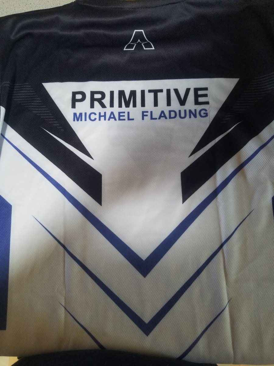 PrimitiveKage's tweet photo. Got my jersey! Shout-out to @VaticGaming_  and @Akquire ready to win some tournaments https://t.co/7mnwWSxEPN