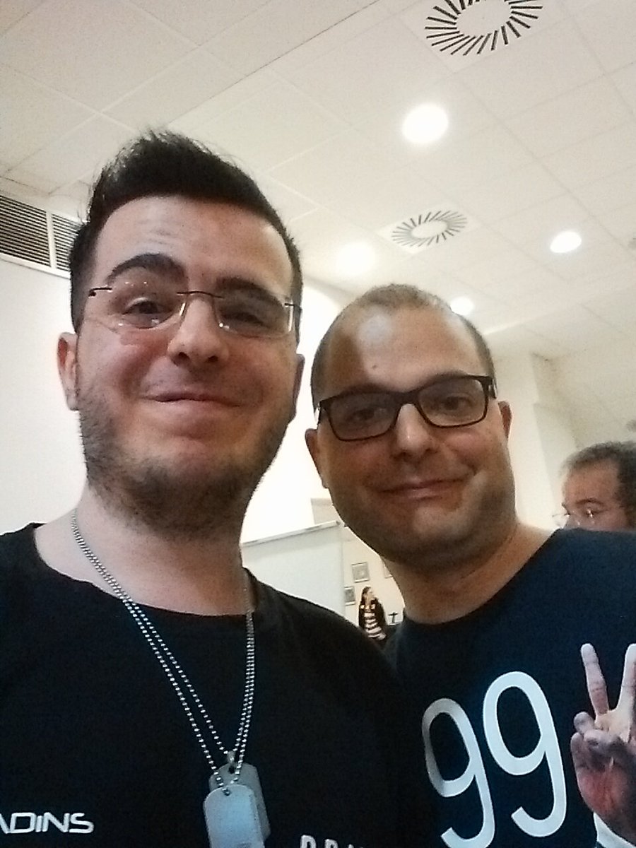 DravenNHK's tweet photo. Anche la redazione di @XboxPaladins al #GioComix di Cagliari, con @Muan79 ๐ ...
#GioComix2017 #Xbox #XboxIT https://t.co/fuNpiDZf3D