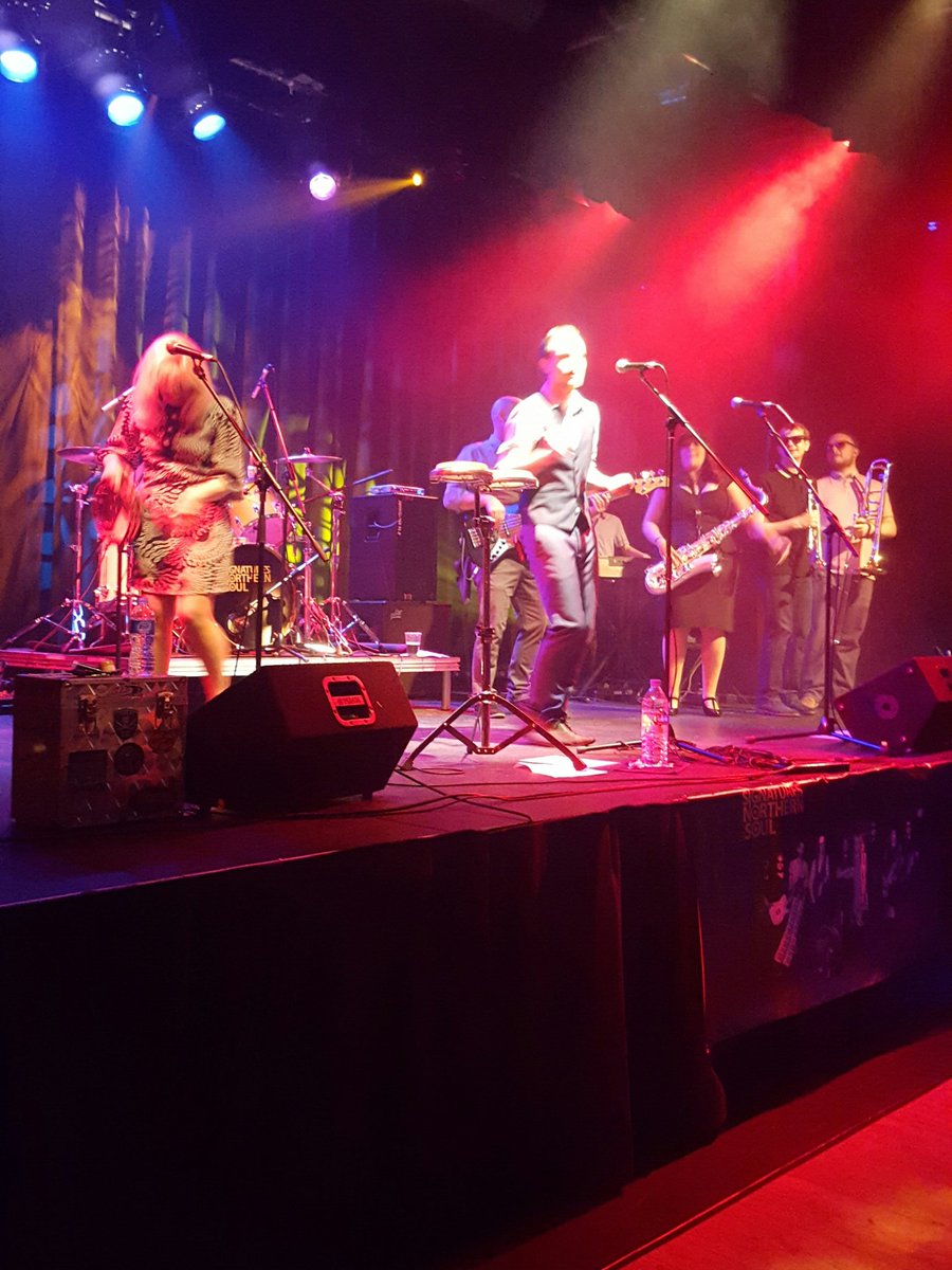 #Signaturesnorthern soul #Thevenuebolton awsome band