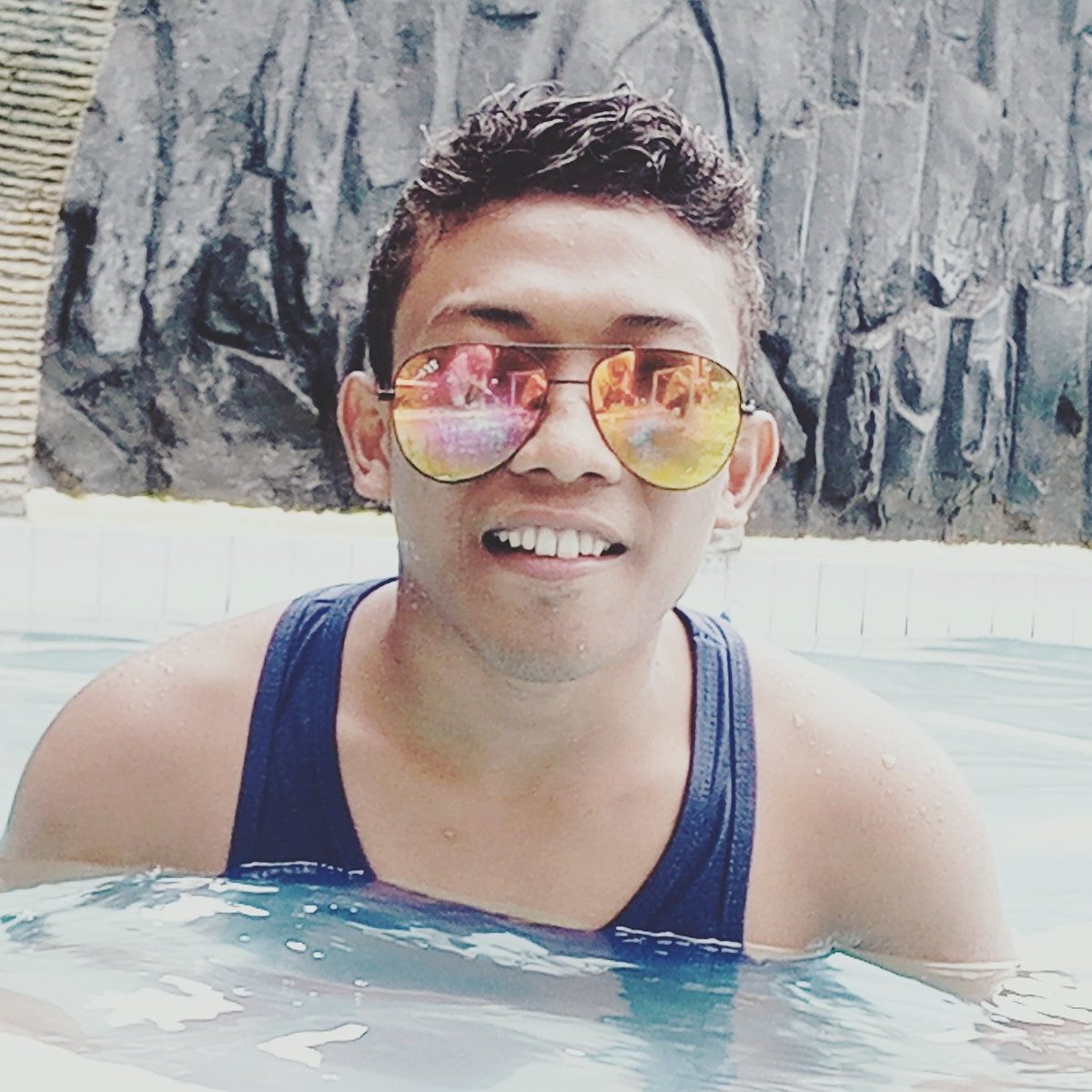 QMoeth's tweet photo. #FotoProfilBaru https://t.co/pQb0YekQhy