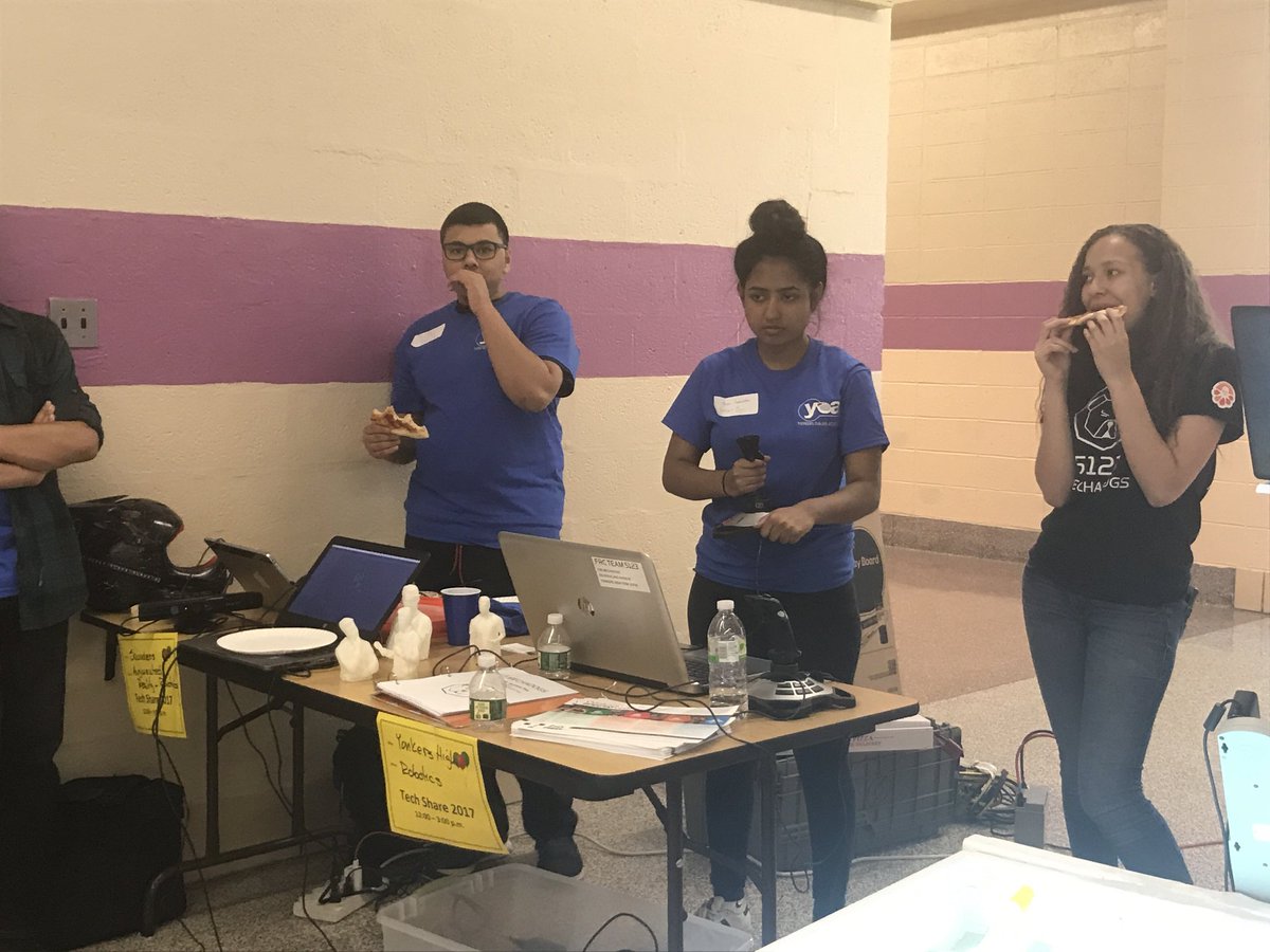 FRC Team 5123 (@mechadogs) on Twitter photo Had a fantastic time presenting Skipper and Malone at the Yonkers TechShare with <a href="/Saunders2344/">Saunders 🤖 Factory</a>! Had a fantastic time presenting Skipper and Malone at the Yonkers TechShare with <a href="/Saunders2344/">Saunders 🤖 Factory</a>!
