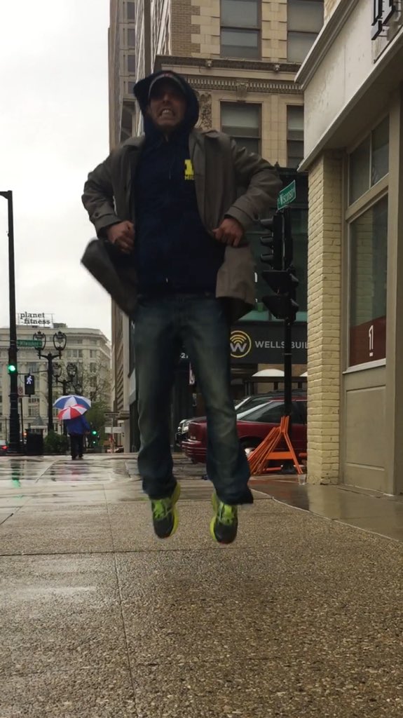 timothyconor's tweet photo. @airwolf51278 17" vertical. Boom @msheff79 #Mokbdaybash https://t.co/z8loSbYRaw