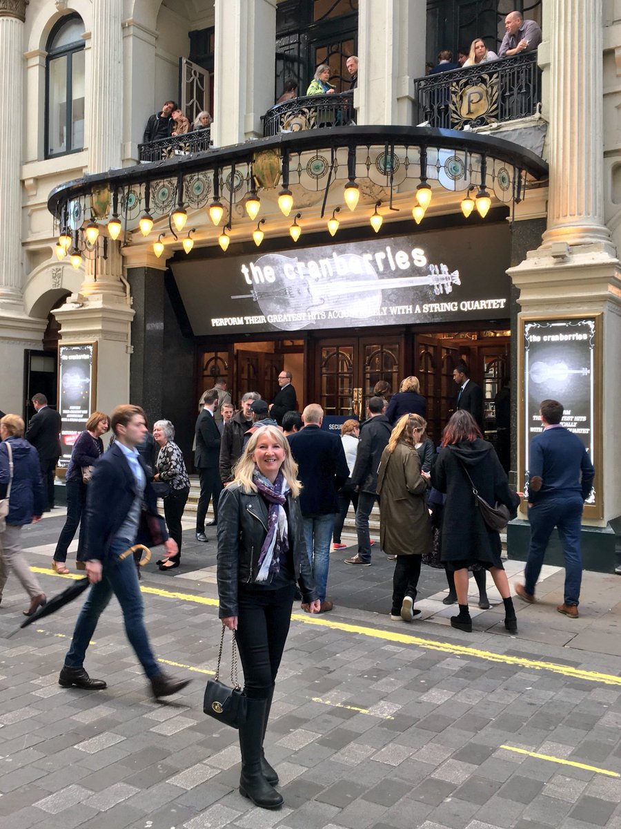 mikemurff's tweet photo. Looking forward to seeing @The_Cranberries @PalladiumLondon with @suesmurphy22 #weekendofmusic https://t.co/P5pebcsock