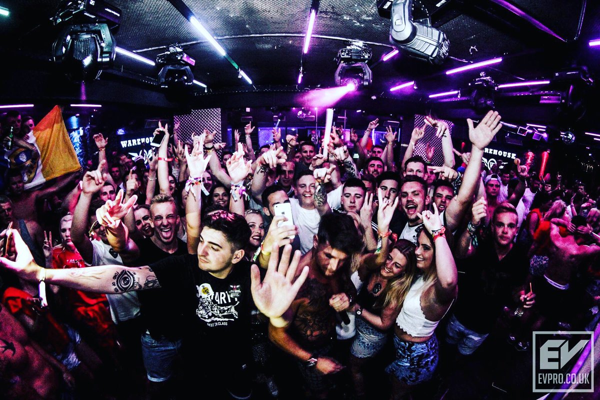 warehouse_malia's tweet photo. When are your heading out to Malia his summer ?

#malia2017 #Malia2017 #summer #holiday #Crete #warehouse #warehouseclub #Malia17 #dj https://t.co/hnaxSyAmeK