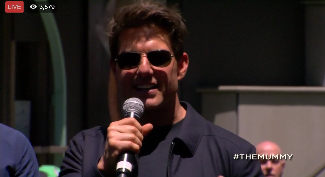 mmny_1314's tweet photo. 😍😍#themummyday #TomCruise in Hollywood https://t.co/i69wHFs4ng