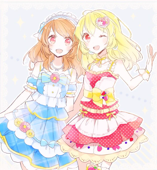 ベリーパルフェの衣装をまとった星宮いちごちゃんと大空あかりちゃん #リクエストボックス 