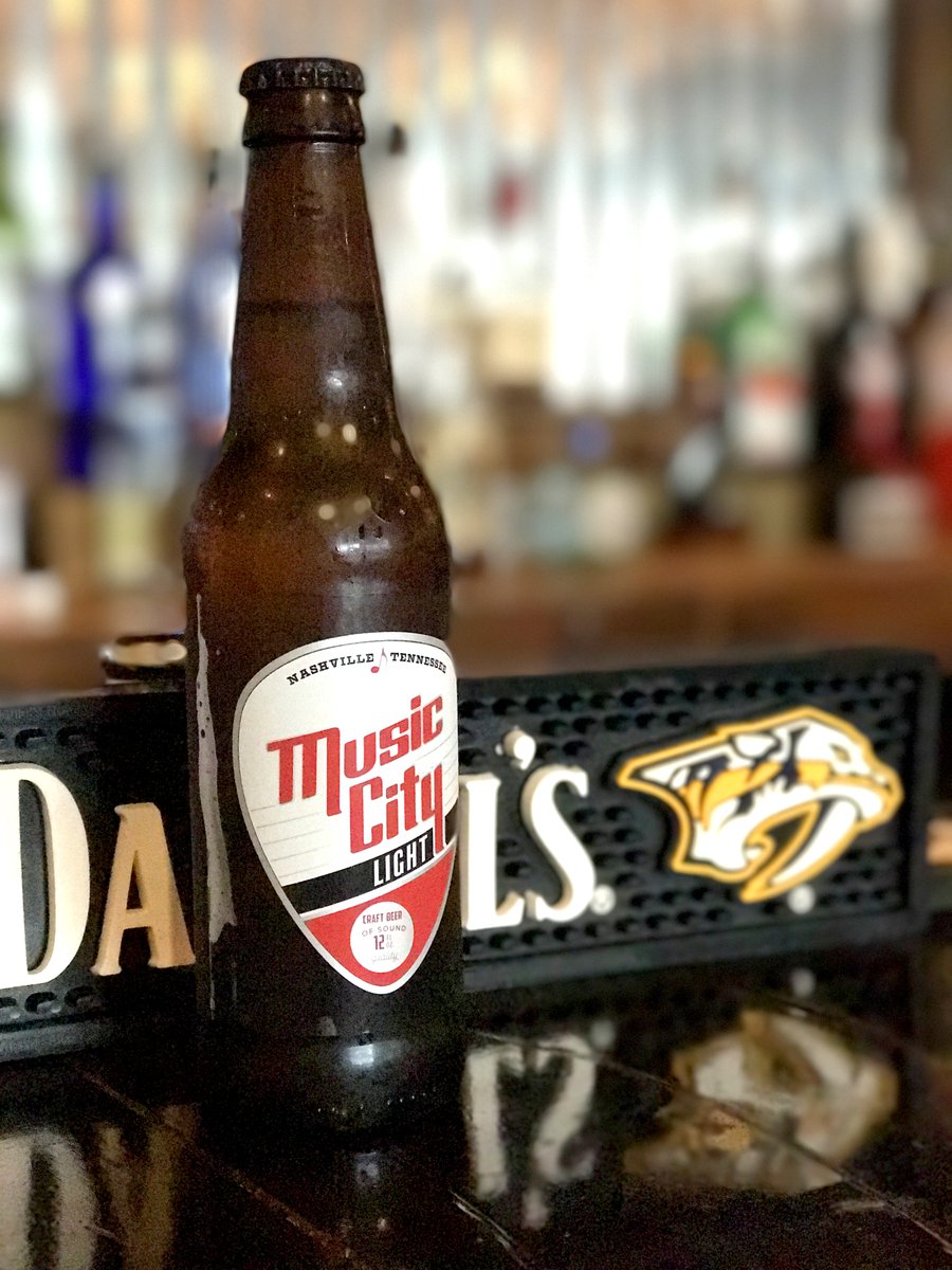 360Burger's tweet photo. #NashvillePredators HUGH GAME DAY!!! $2 Woodchuck Ciders $2 Music City Lights! #GoPreds #MusicCity #Nashville #Preds #Predators #nhlplayoffs https://t.co/zqvJkxGWD7