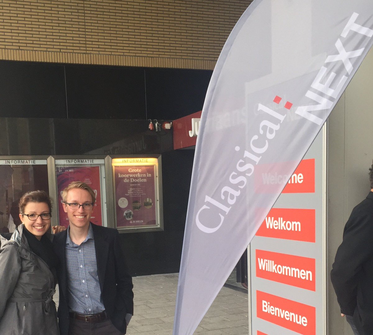 chiara_marsoner's tweet photo. The best of #cnext17? Finally removing the 5000-miles distance from @DailyClassical: #strategistsunited @MolinaVisuals https://t.co/rpYYi4FXiC