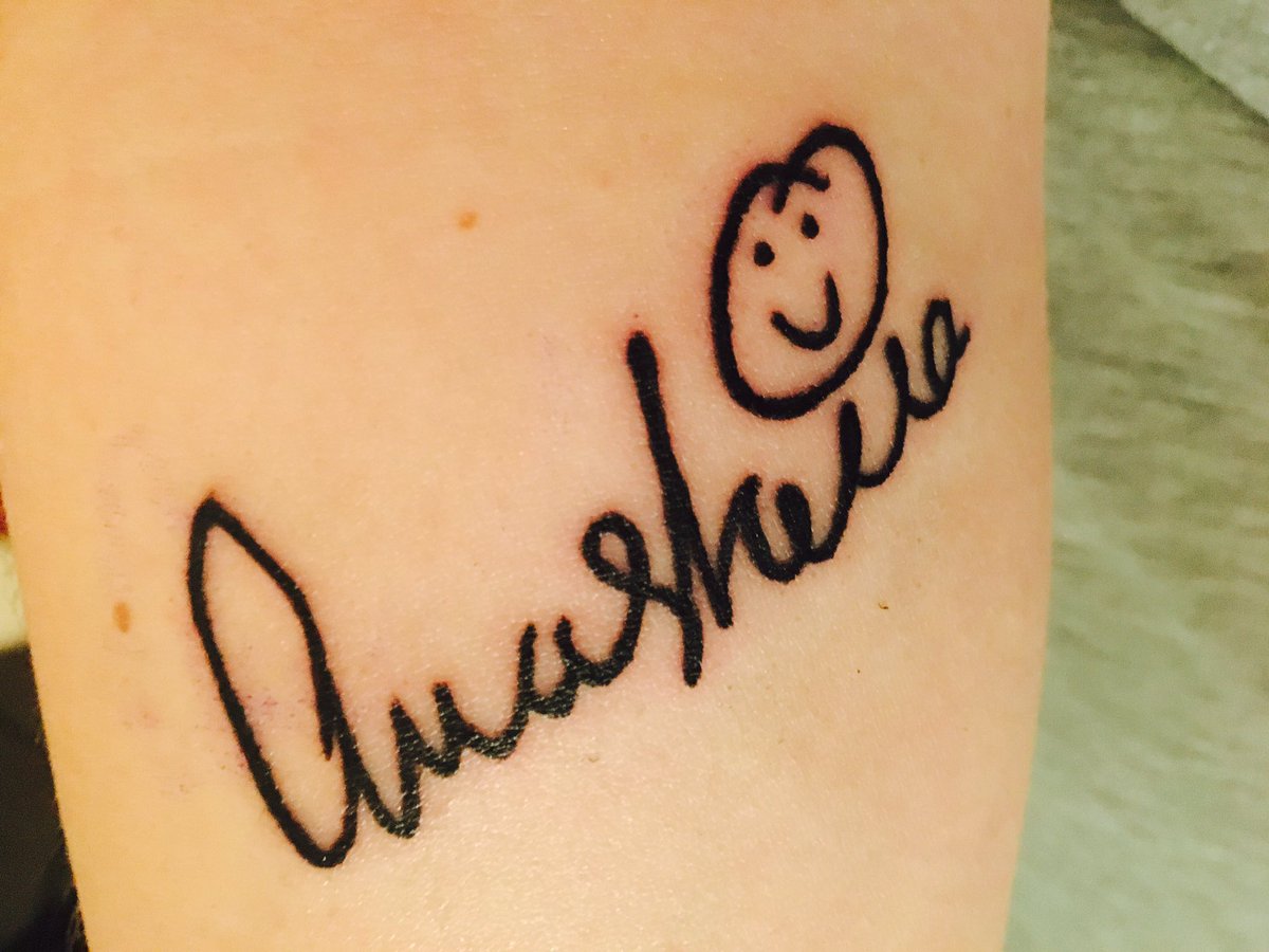 antiproiettili's tweet photo. @AnastaciaMusic Now U are forever (a monstrous pain, but u worth it) 🌺 #MyForever ❤️ https://t.co/4qG9kKYyVc