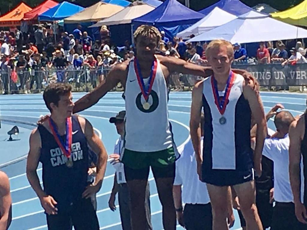 SHS_RedDevils's tweet image. Haden Penrod won 2nd in the 400m at the state track meet! #shs_reddevils #statetrack ift.tt/2r3WI4V