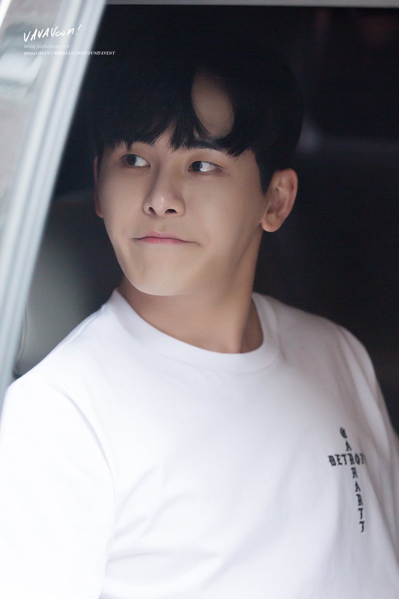 ot7picts's tweet photo. [#hoya #호야] ♡ 🌙 https://t.co/VXikh9ALxA