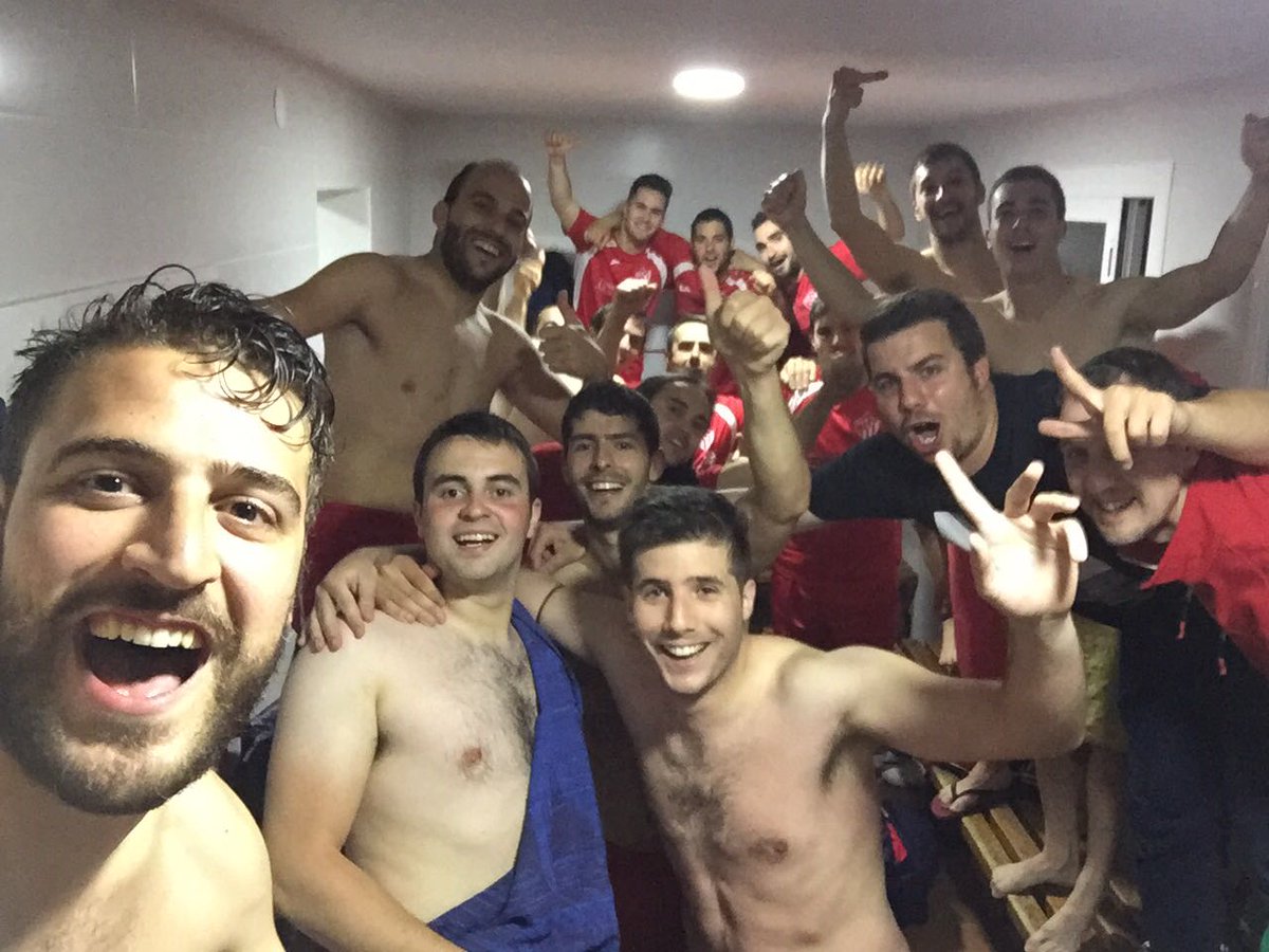 davidpolo09's tweet photo. El fortasec se acabo en Segovia! Supositorios para vosotros! #aupaarcangel #forzaico @FutSgEnfurecido https://t.co/kpoH8S9bbn