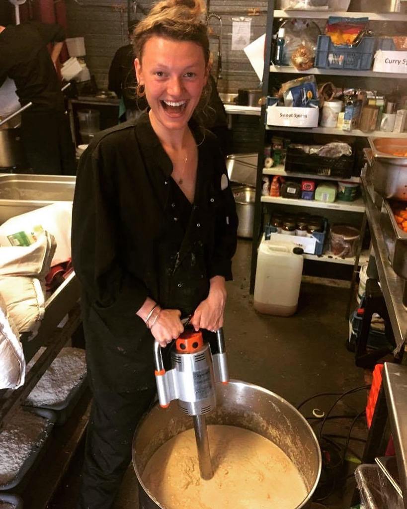 cycle4love's tweet photo. Big time hummus @ RCK
. . .
#hummus #bigcooking #cycleforlove #chooselove #helprefugees #refugeecommunitykitchen https://t.co/ECJdsQ2b7F
