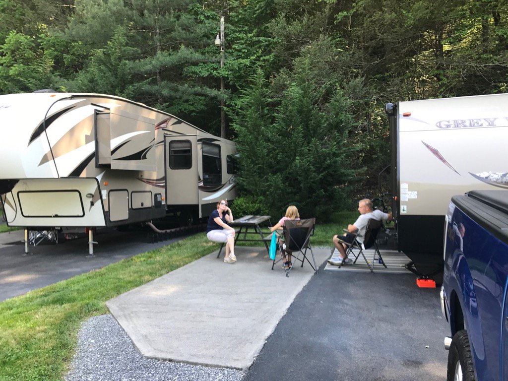 Gatlinburg, TN               The Haley's &amp; the Flynn's. #smokymountains