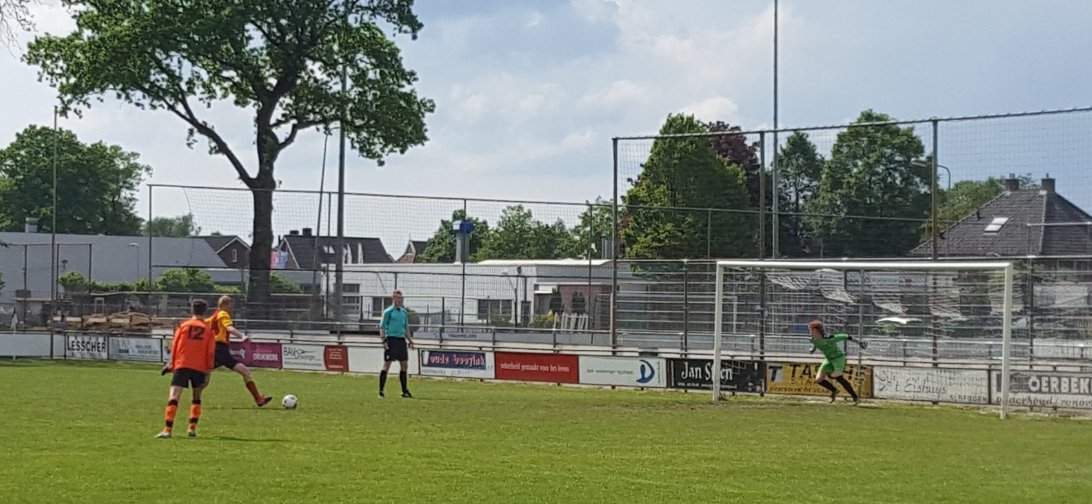 STEVO JO17-1  toont karakter in 2e duel nacompetitie tegen Losser JO17-1. 3-0 Winst na verlenging.   stevo.nl/stevo-nieuws/s…
