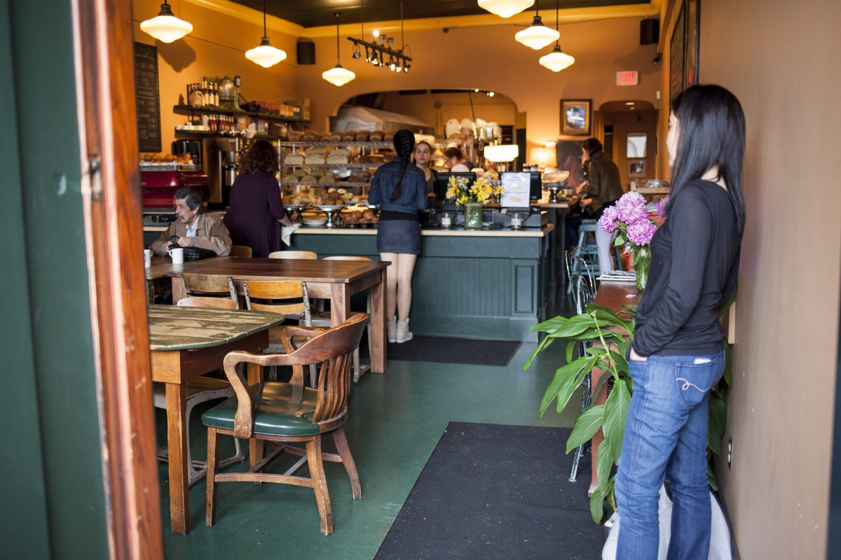 SavaryIslandPie's tweet photo. Looking for #ThingsDoTo in #Vancouver this #LongWeekend? Don't overlook a trip to your favourite local bakery ;) https://t.co/Fxp8o2v113