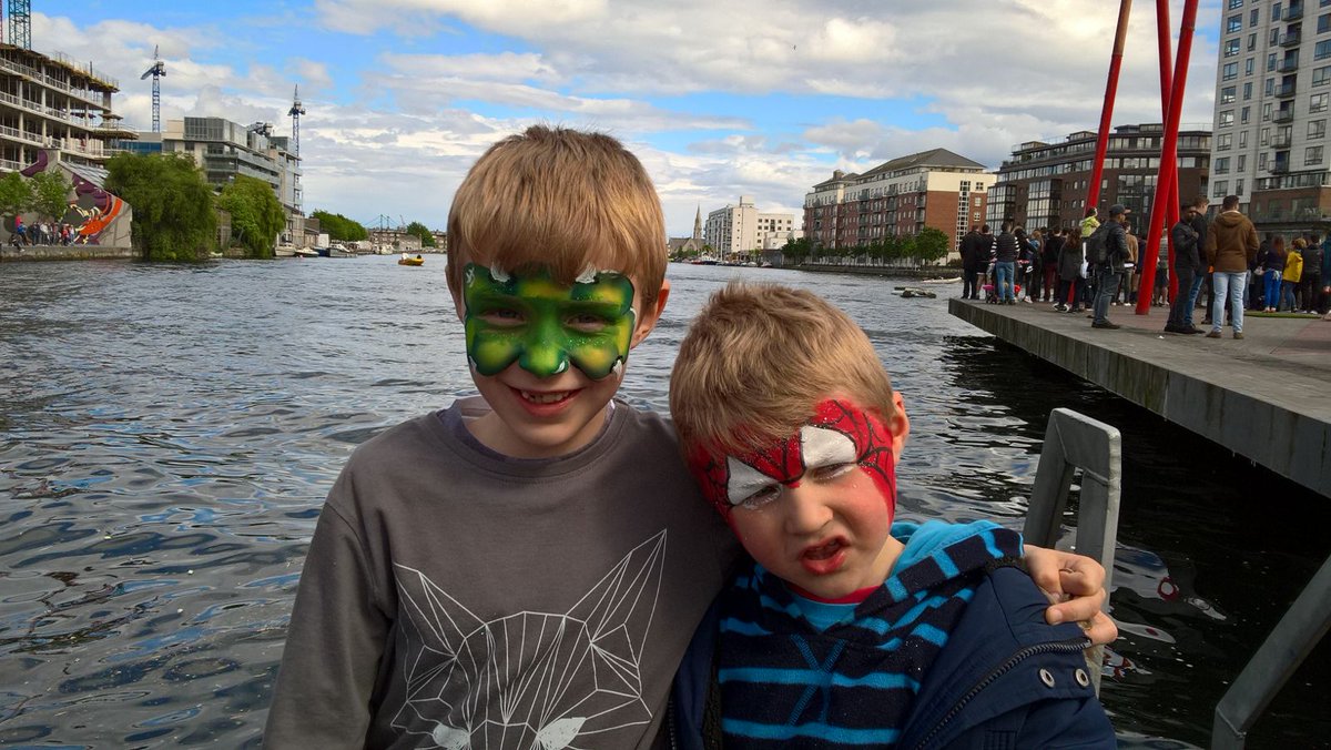 waterways_Irl's tweet photo. Getting into the swing of things at #DockFest17 lots of action on and off the water at Grand Canal Dock #Dublin come check it out! https://t.co/tmDv6N5LFK