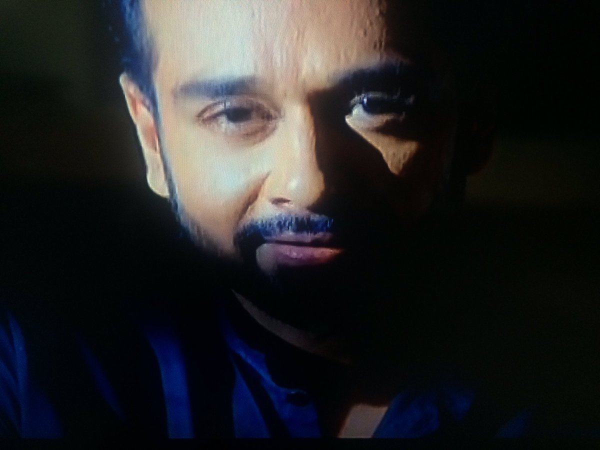 fq_fan's tweet photo. @faysalquraishi #Zakham #BeingKhawar #UAlwaysProves that #UDeserved to be #CalledBest❤🙌🏻👏🏻👍🏻 #BestIsAlwaysBest❤👍🏻👏🏻👏🏻👌🏻 https://t.co/YBsVFBvam0