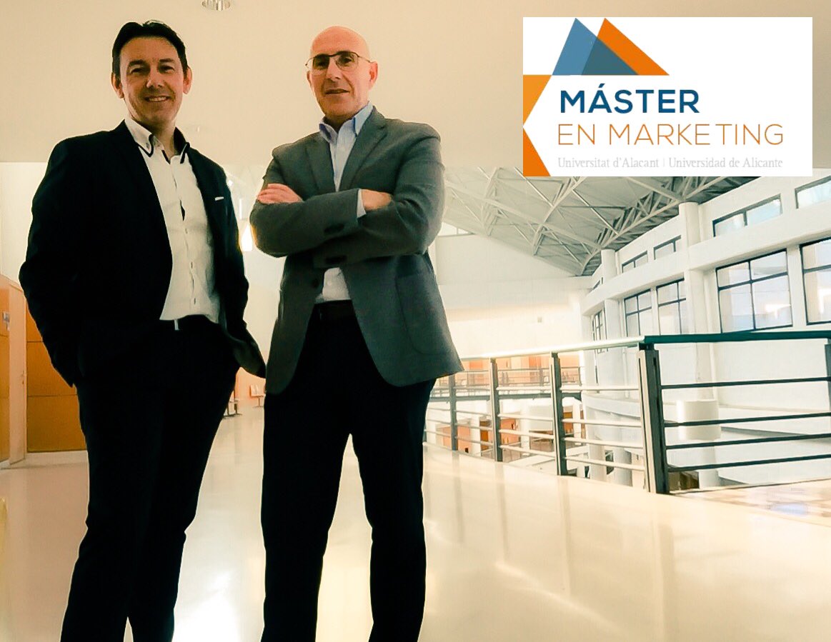 Paulino_Borrell's tweet photo. Primera jornada superada impartiendo clase de Dirección Comercial del Master en Marketing de la Universidad de Alicante con todo un monstruo https://t.co/1OdwKe9WpO