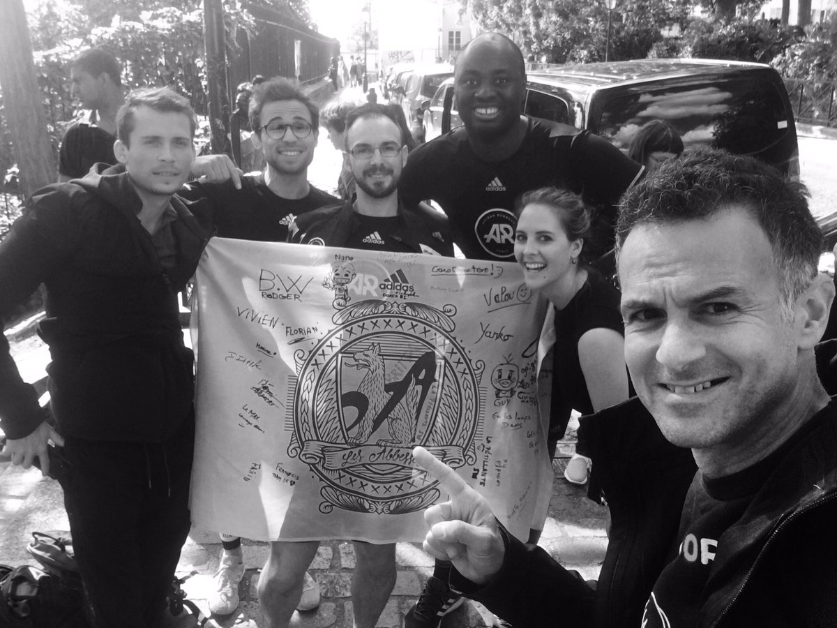 Ralphb075's tweet photo. Teamwork the wolfspirit 🐺 never give up and stay focused #24hstreetrace #WhyIrunLesAbbesses #ar_lesabbesses #adidasrunnersparis #pureboost https://t.co/7LyqfYxuLt
