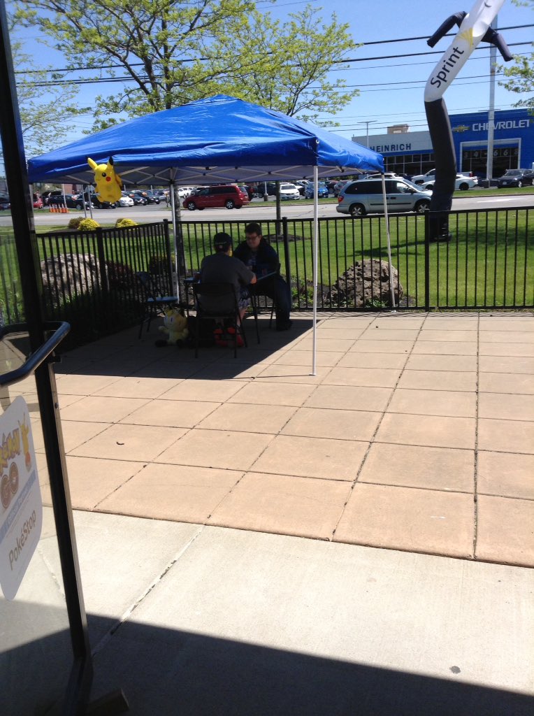 Lockport_Sprint's tweet photo. Stop down to the Lockport location today for a TCG tournament!!!!!! https://t.co/5xg4xIajzr