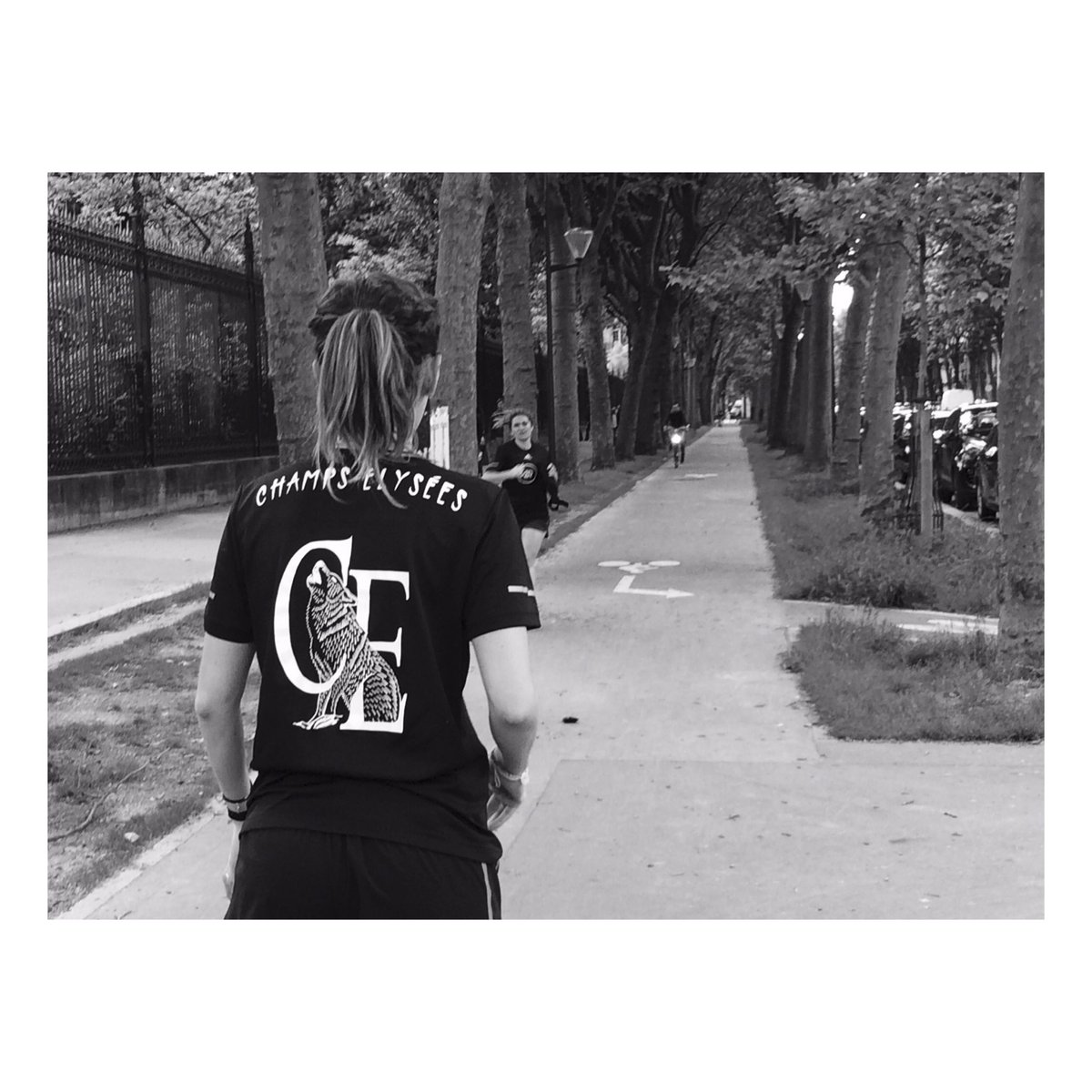 athena_boost's tweet photo. #WhyIRunChampsElysées #WhyIRunParis #24hStreetRace #AdidasRunnersParis #AdidasRunning #PureBOOST DPR #multirun #PureBOOSTDPR #finale #battle https://t.co/XeA9miW0Gq