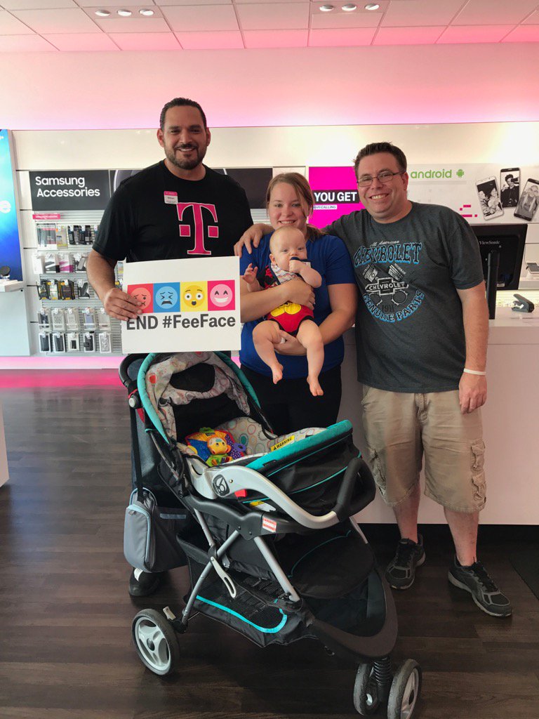 NathalineP's tweet photo. Byebyeverizon #endfeeface @JohnLegere @carndoggydog @cjgreentx @m_wan4life https://t.co/ESC5jK6Hze