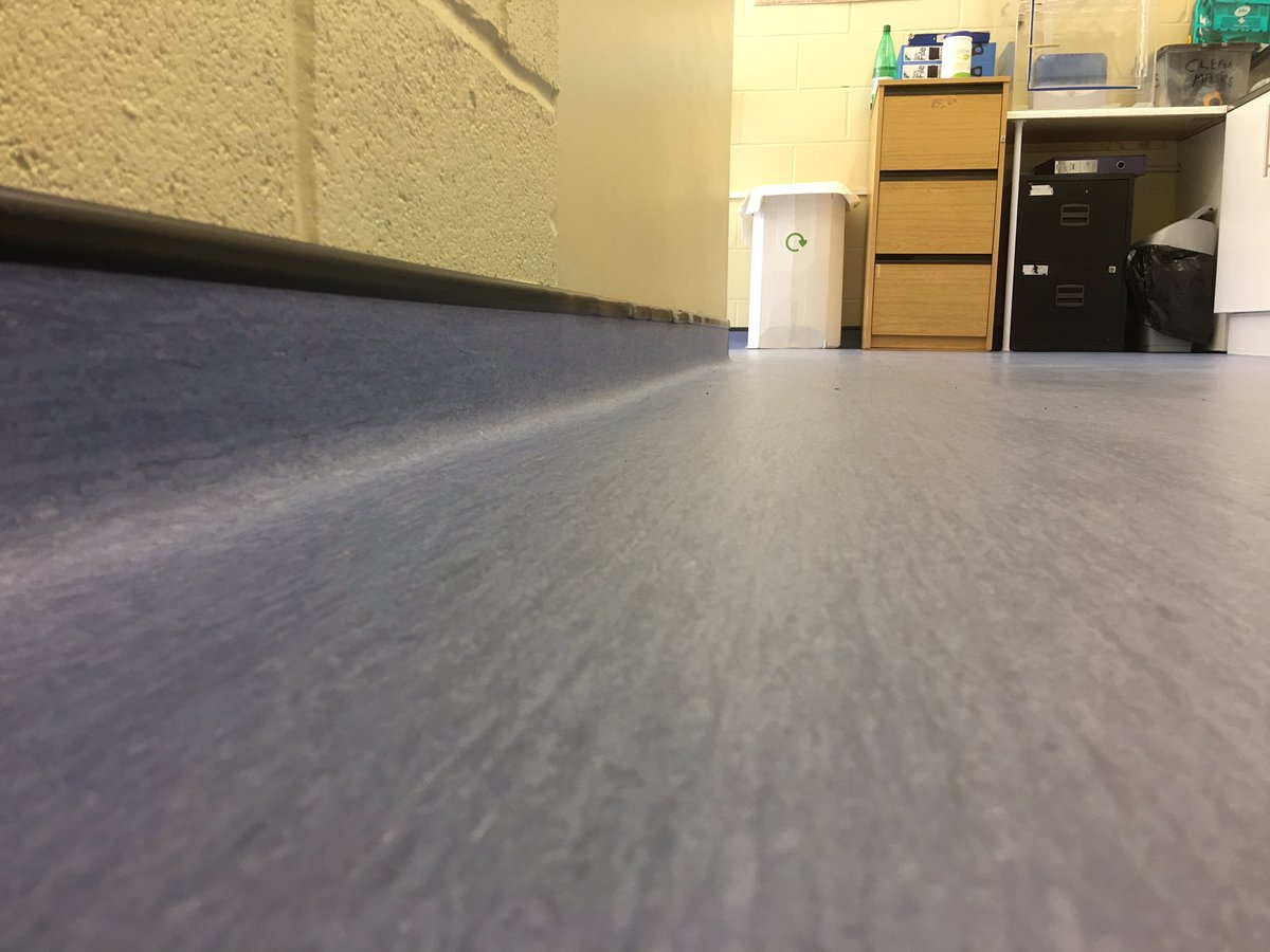 FirstForFloors's tweet photo. @TarkettUK IQ Optima being used in #MerlinMSCentre for the #HyperbaricChambers. @SimonTarkettUK https://t.co/Jrr3a75gaC