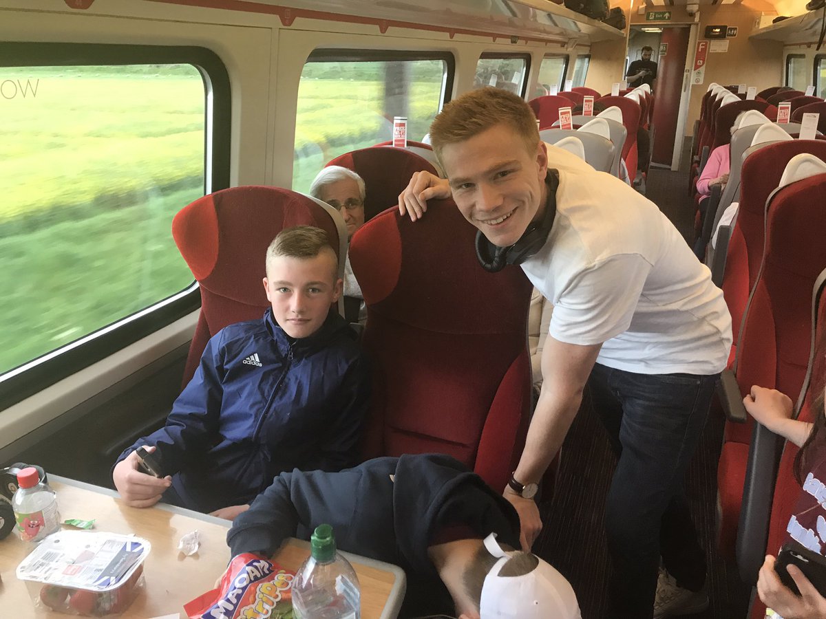 RonCharlton7's tweet photo. @SouthShieldsFC look who we met on train on way to Wembley https://t.co/EyNyQWMBQc