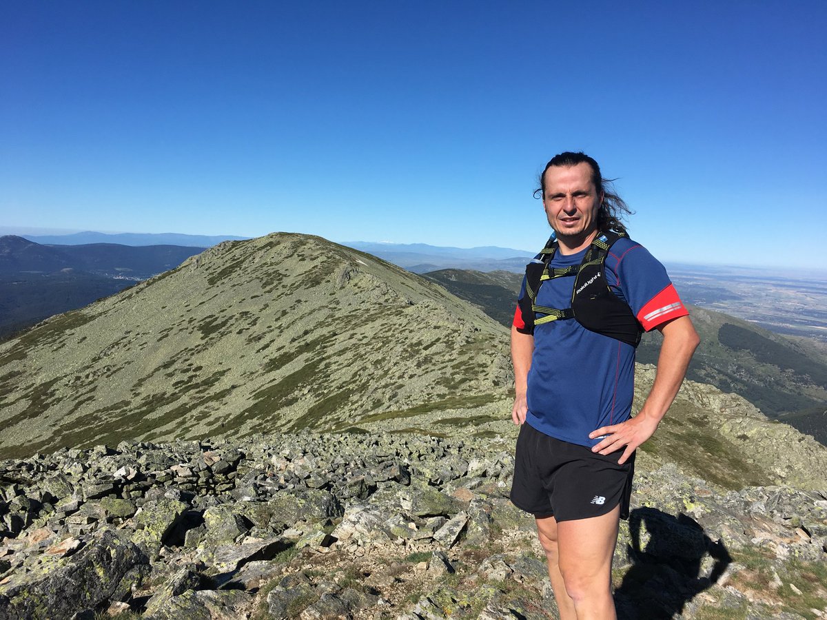 fitoparras's tweet photo. Que gran mañana hemos pasado por la Pinareja y encima de estreno mi premio...del concurso  @moxigeno @cercedillatrail @CarrerasMontana https://t.co/HUdI3idwcC