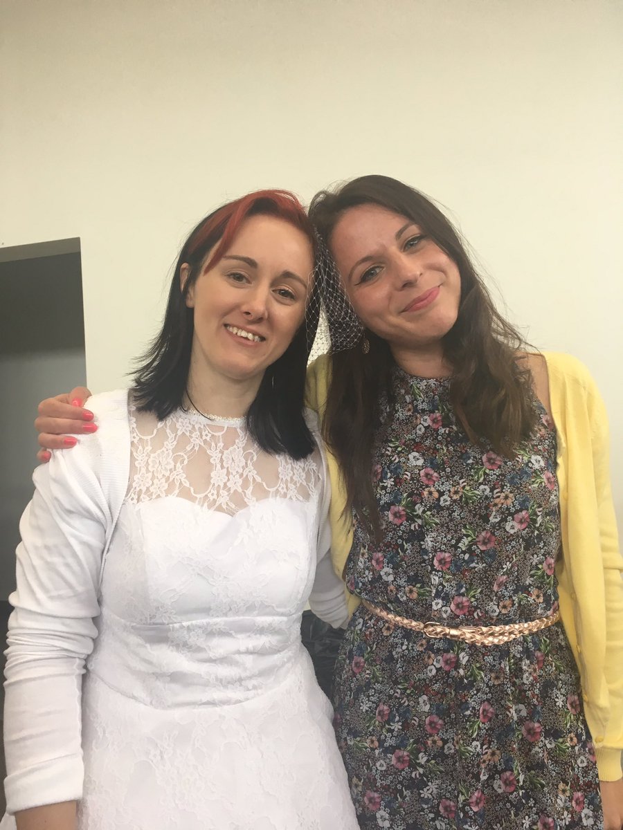 chloe_ainslie's tweet photo. Woop woop at the wedding of the century #RanNicWedding https://t.co/gbe4uNQ5Ly