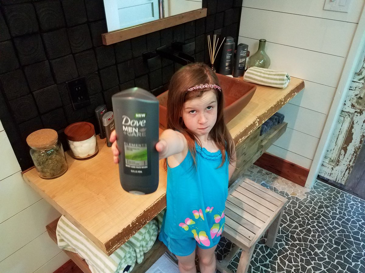 XplodingUnicorn's tweet photo. 7-year-old: You smell like a campfire.
Me: Isn't it great?
7: *hands me body wash*
#DMCPartner #DiscoverElements https://t.co/RVbUOZQpXe