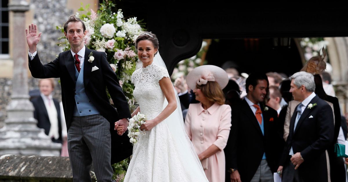 zesty_fashion's tweet photo. See what everyone wore to Pippa Middleton’s almost royal wedding - from Carole in pink to… https://t.co/e7ThIBR1G3 https://t.co/yKe1oKc7Ud