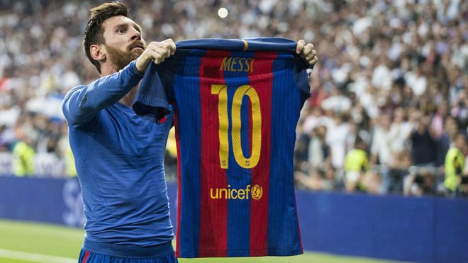 HeriVL's tweet photo. @Radioestadio #Radioestadio una imagen vale más que mil palabras! #MejorMomentoDeLaLiga #D10S #messi https://t.co/zdTNl1pC2p