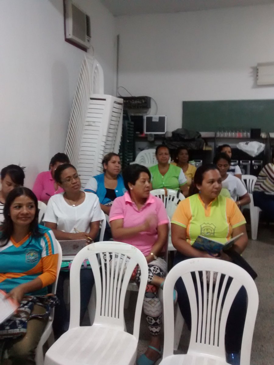 jacobpc2016's tweet photo. Taller de formación Todos manos a la siembra . https://t.co/41tiVC18dh
