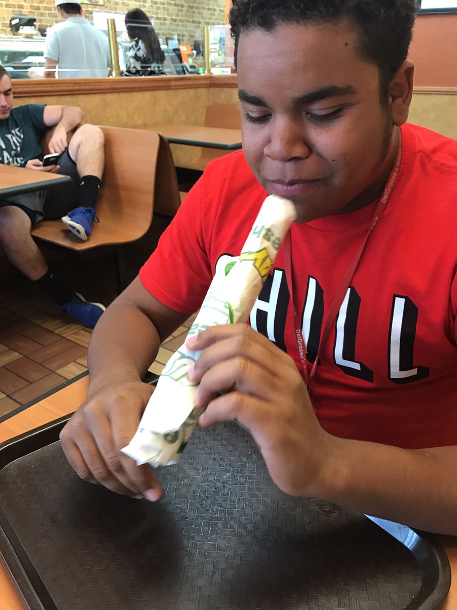 Thesmoothieboi tweet media