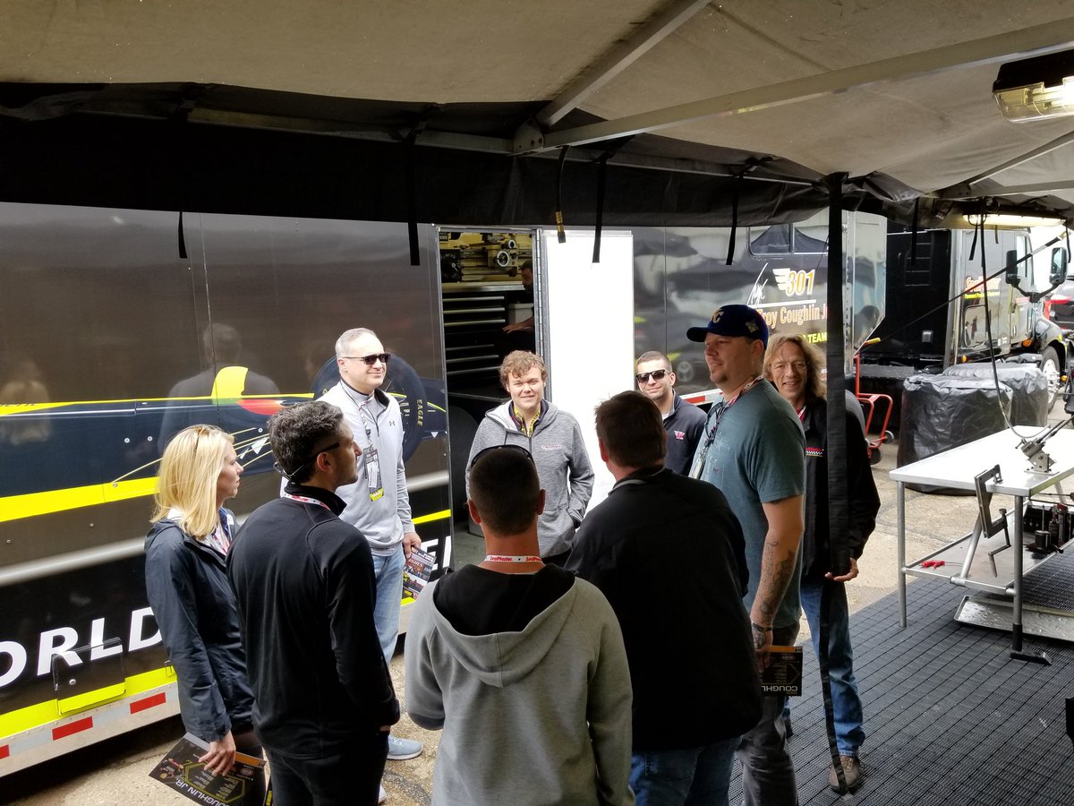 TeamJEGS's tweet photo. Rookie @nhra #topfuel driver @troycoughlinjr is spending some great one-on-one time with special guests of @SealMasterNet & @TeamKalitta https://t.co/68rK1ArrEF