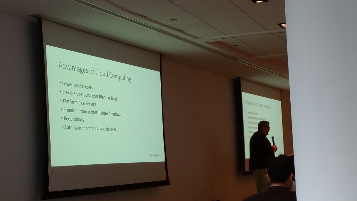 SoCal_IDEAS's tweet photo. @Microsoft's @DavidGiard talks "Big Data Solutions in @Azure", starting with cloud computing's advantages. #ChicagoDataScienceConference https://t.co/5cuA3JCkWh