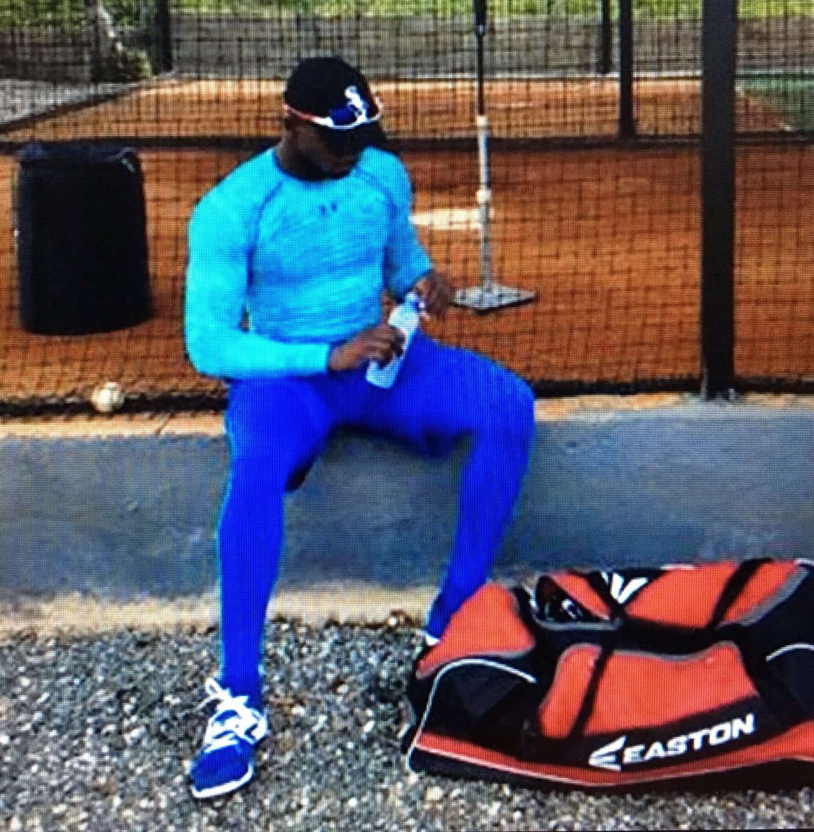 Sox On 35th Breaking Luis Robert Changes His Instagram Profile Pic To One Of Him Wearing A Chicago White Sox Hat Sox On 35th Breaking Luis Robert Changes His Instagram Profile Pic To One Of Him Wearing A Chicago White Sox Hat
