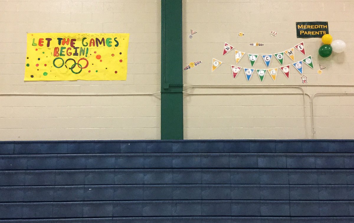 LuvMSPhysEd's tweet photo. The gym is starting 2look good! #mereditholympics opening ceremonies @ 7:50 mon. morning #DMPS #meredithhuskies #physed https://t.co/DsWsndq45g